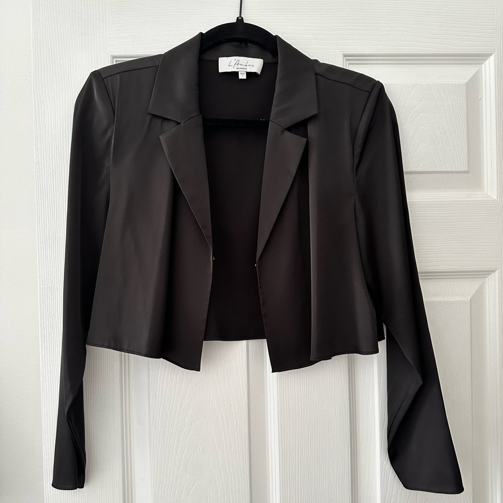 L’Academie Leona Crop Blouse!